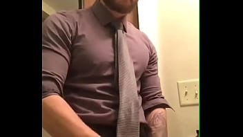 Homem sarado gay punheta