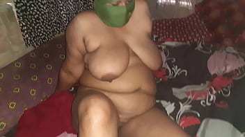 Filho  estuprando o cu da mãe