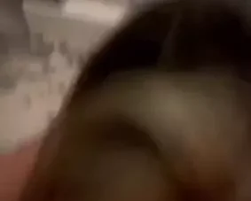 Loira linda e sensual, esposa do pastor da Lagoinha no RJ, foi flagrada aproveitando um momento picante com o vizinho mais novo!