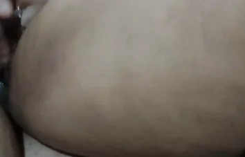 Meu parceiro me deixando nas alturas com um orgasmo