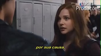 Negra gorda fudendo pelada