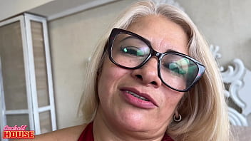 Casada traindo com dois