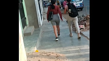 Sexo enquanto a novinha dormi