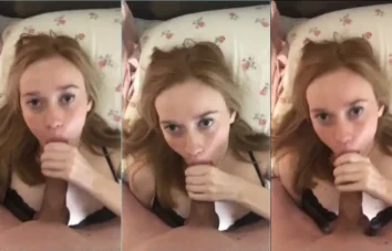 A lazyydaisy69 levando uma boa chuvinha de leitinho na cara!