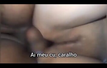 Gritando com pau no cu