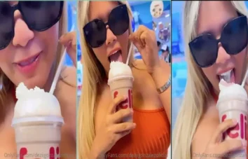 Deseja Gonzalez saboreando o sorvete com um jeitinho atrevido