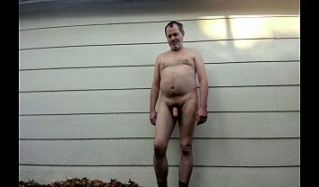 Morana Milf dedilha sua buceta peluda na camera