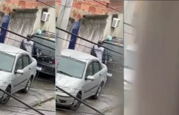 Nesse vídeo, a garota tá dando uma chupada no cara na rua, escondida atrás de um carro